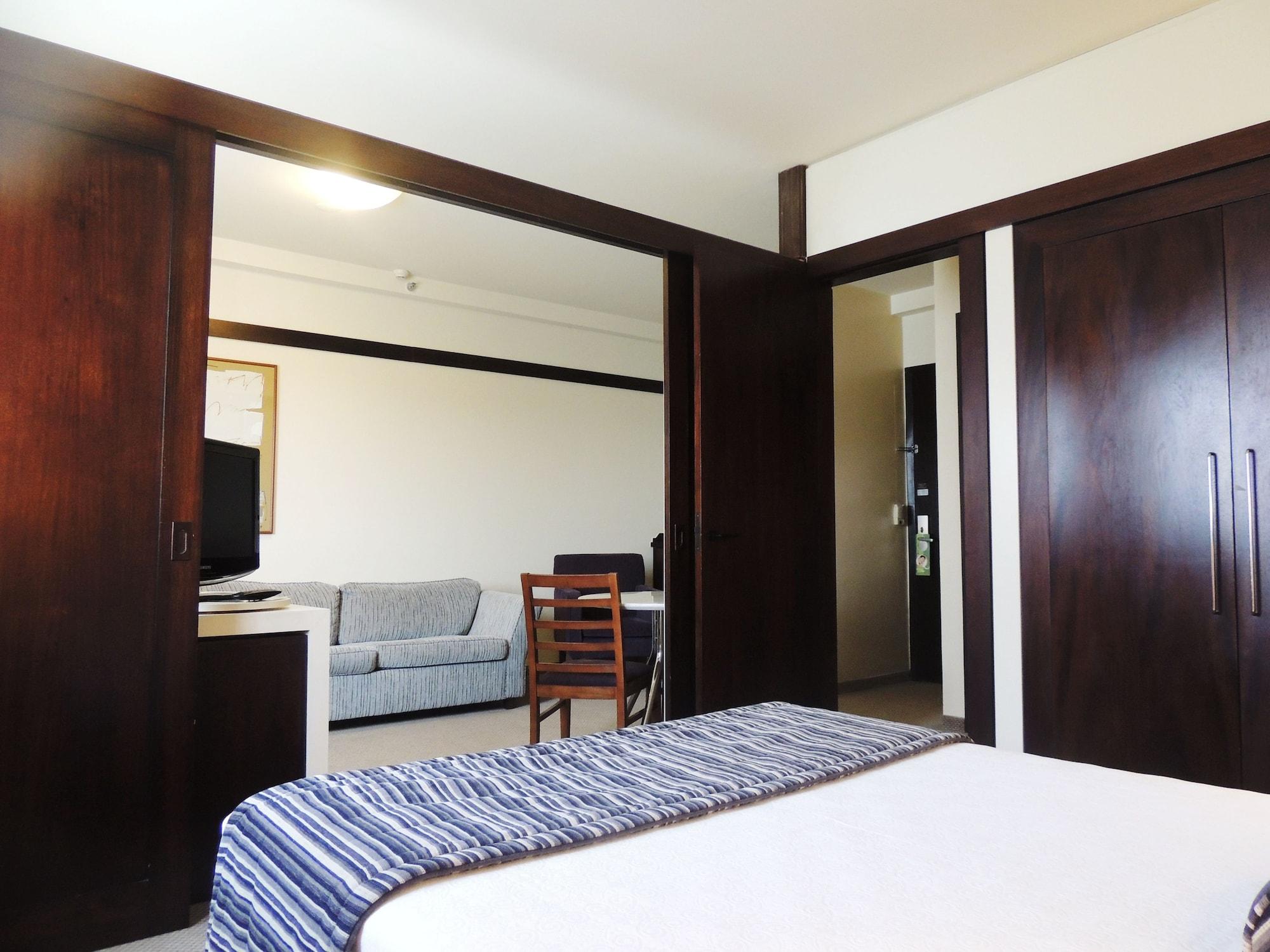 Quality Suites Alphaville Баруери Екстериор снимка