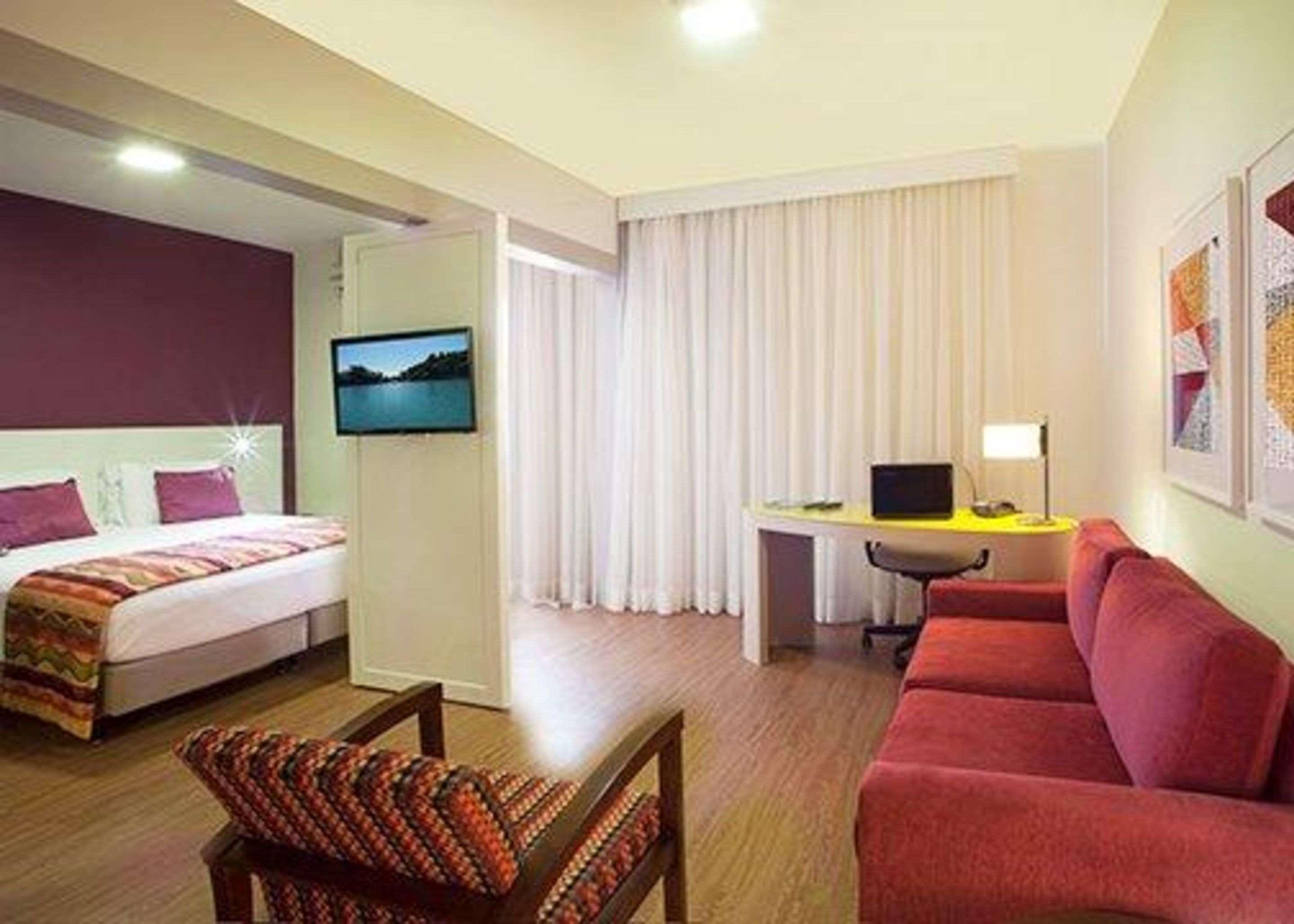 Quality Suites Alphaville Баруери Екстериор снимка