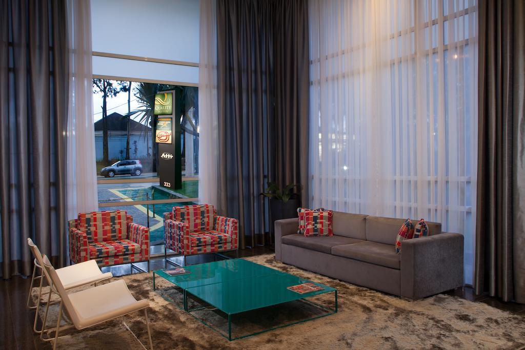 Quality Suites Alphaville Баруери Екстериор снимка