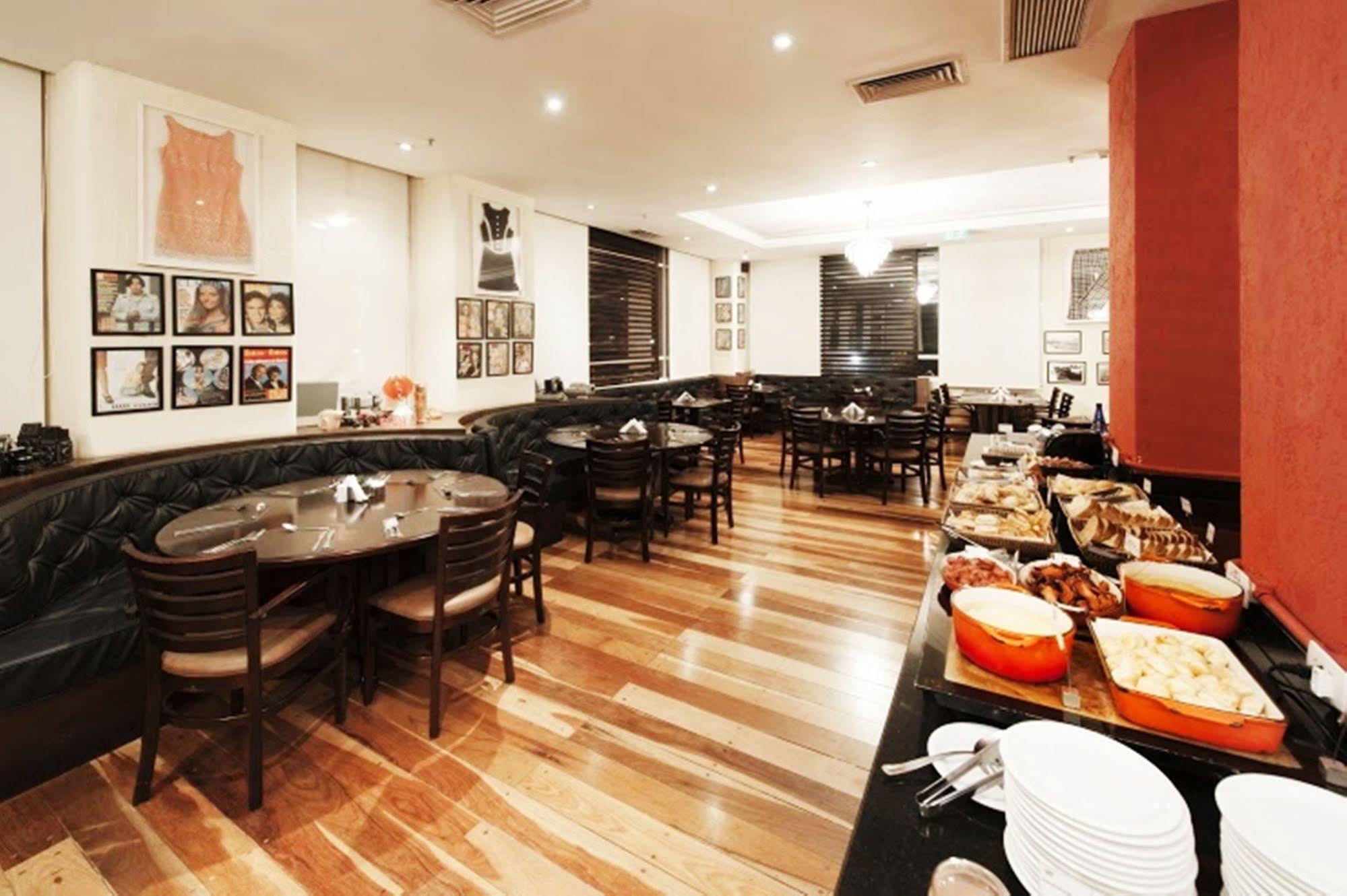 Quality Suites Alphaville Баруери Екстериор снимка